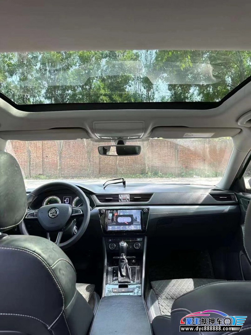 18年斯柯达速派轿车抵押车出售