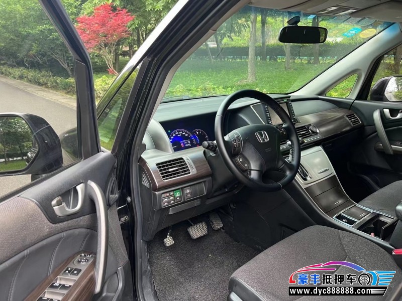 13年本田艾力绅MPV抵押车出售