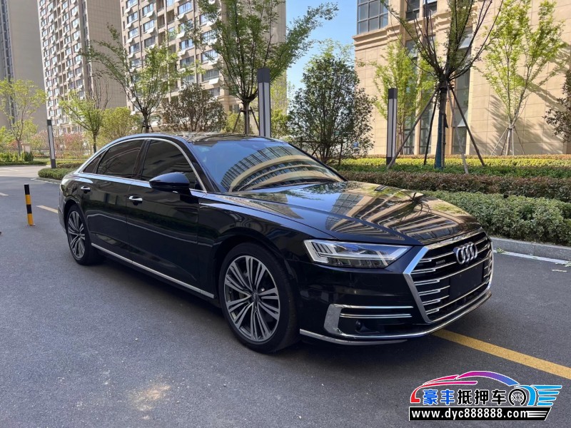 19年奥迪A8轿车抵押车出售