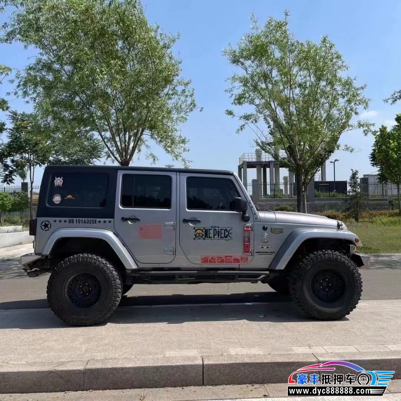 17年Jeep牧马人轿车抵押车出售