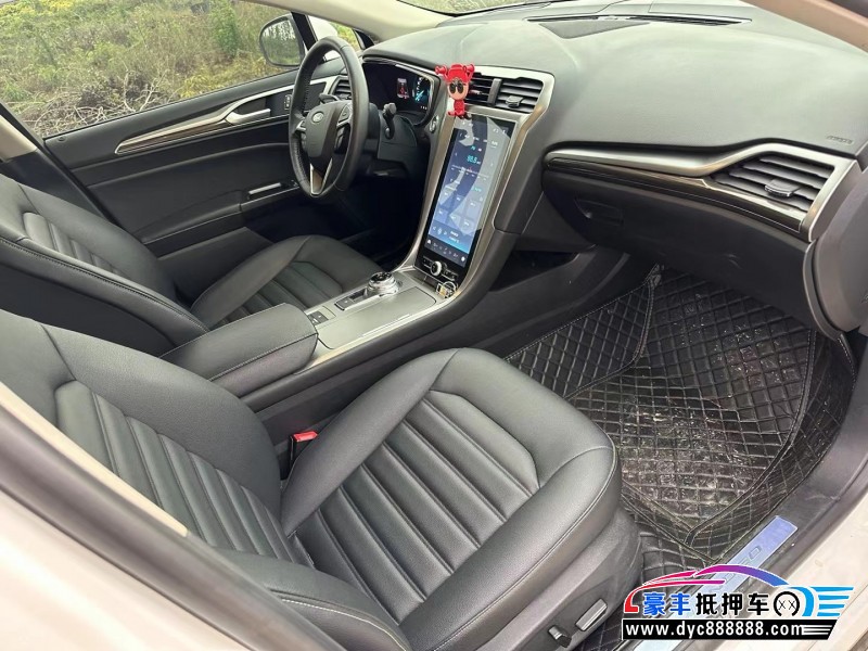 20年福特蒙迪欧轿车抵押车出售