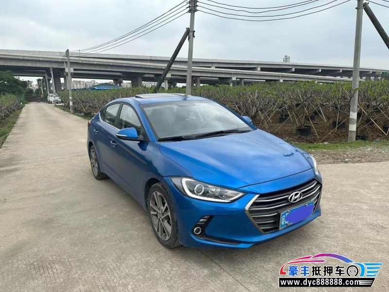 17年现代领动轿车抵押车出售