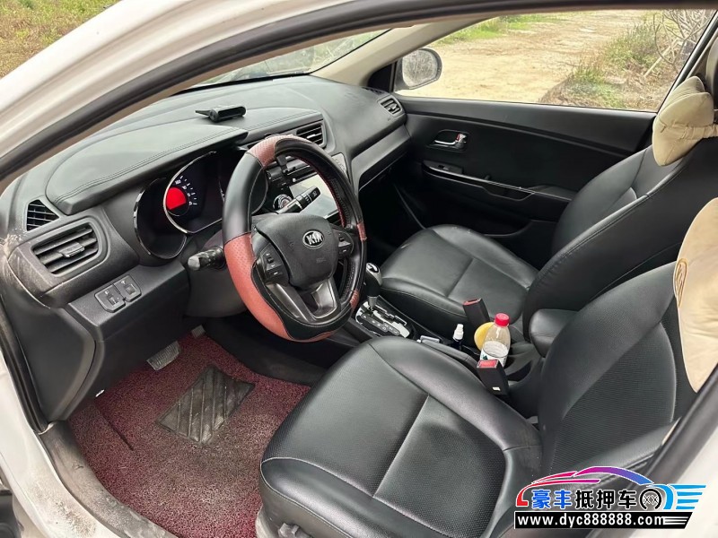 15年起亚K2轿车抵押车出售