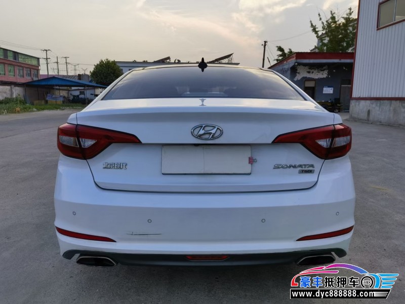 15年现代索纳塔九轿车抵押车出售