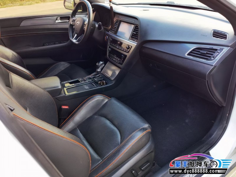 15年现代索纳塔九轿车抵押车出售