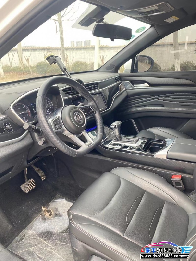 20年东风风光ix5轿车抵押车出售