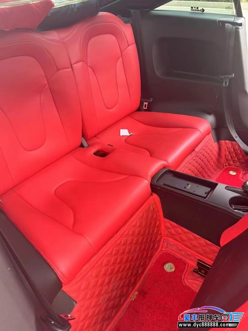 13年奥迪TT轿车抵押车出售