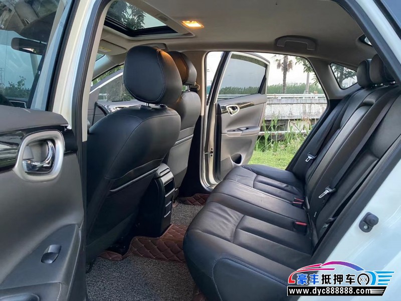 19年日产轩逸轿车抵押车出售