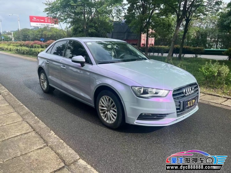 15年奥迪A3轿车抵押车出售