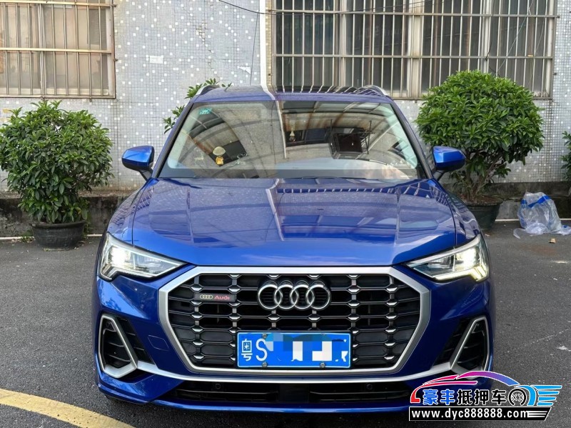 19年奥迪Q3轿车抵押车出售