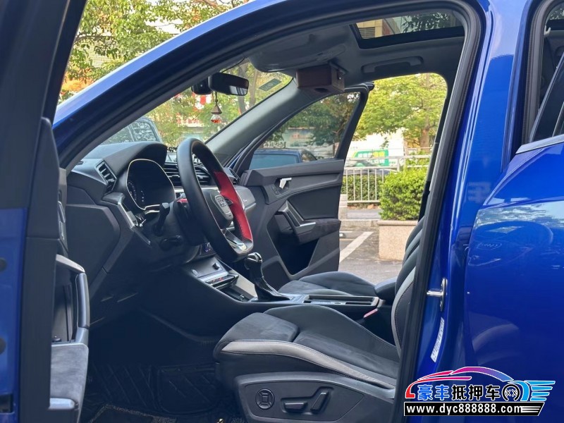 19年奥迪Q3轿车抵押车出售