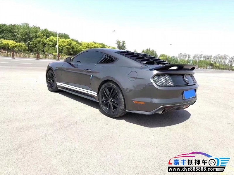 17年福特野马轿车抵押车出售