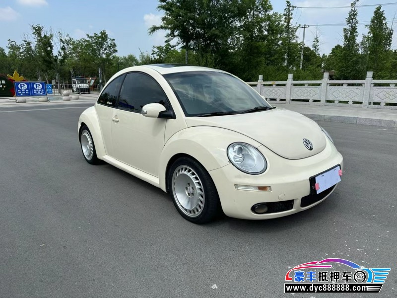 10年大众甲壳虫轿车抵押车出售