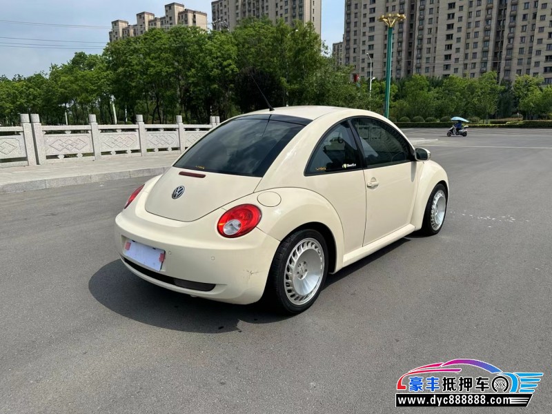 10年大众甲壳虫轿车抵押车出售