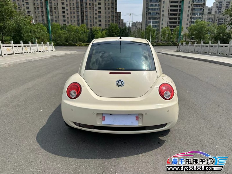 10年大众甲壳虫轿车抵押车出售