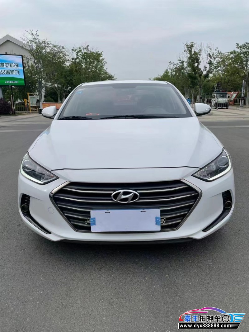 18年现代领动轿车抵押车出售