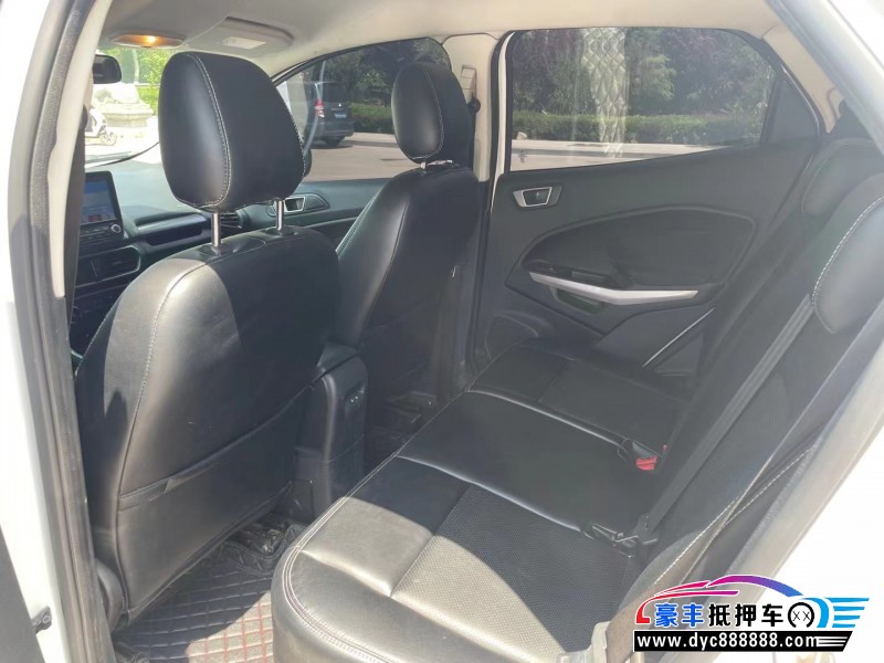 17年福特翼搏轿车抵押车出售