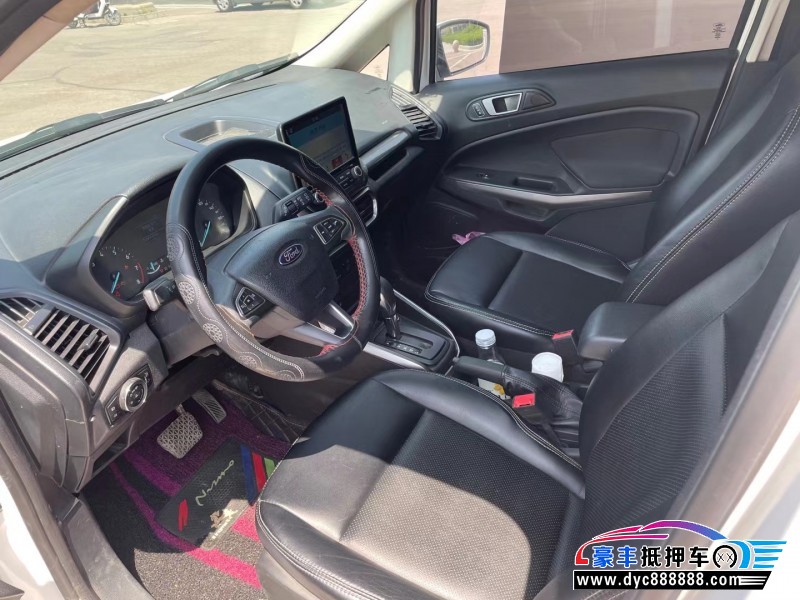 17年福特翼搏轿车抵押车出售