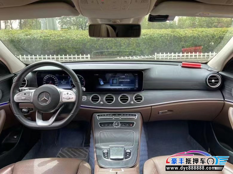 20年奔驰E轿车抵押车出售