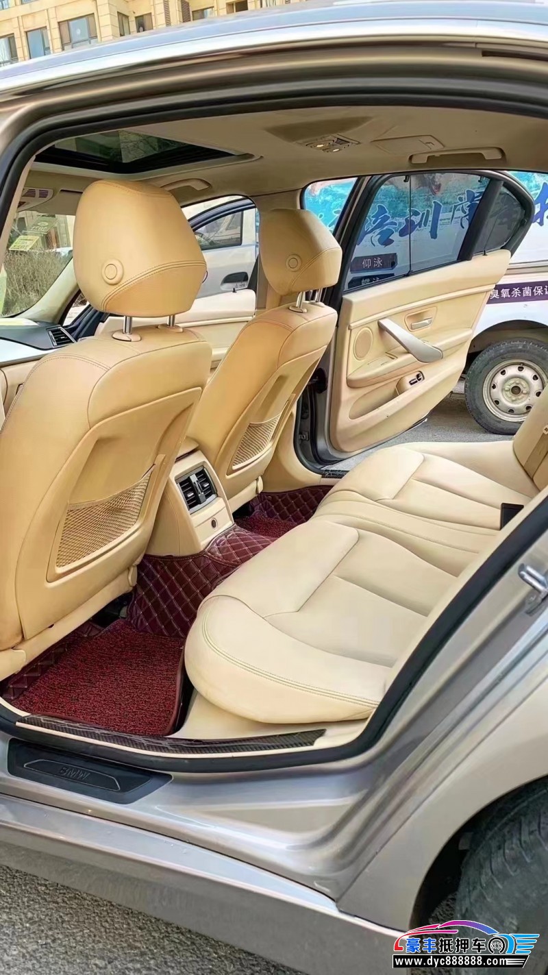 15年宝马3系轿车抵押车出售