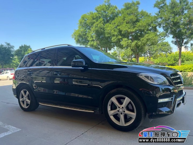 14年奔驰ML轿车抵押车出售