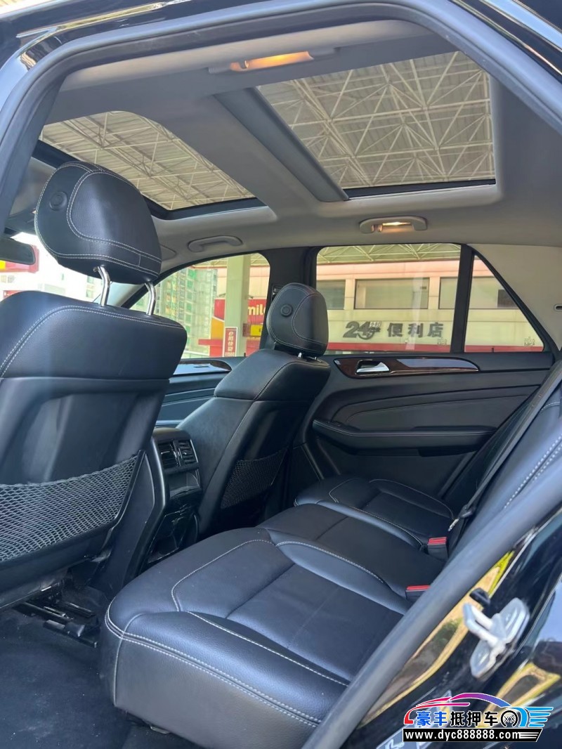 14年奔驰ML轿车抵押车出售