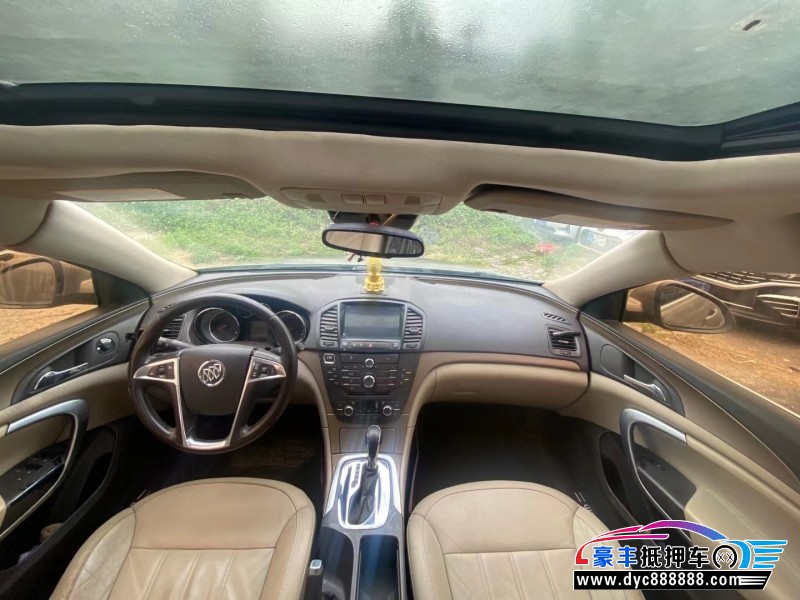 13年别克君威轿车抵押车出售