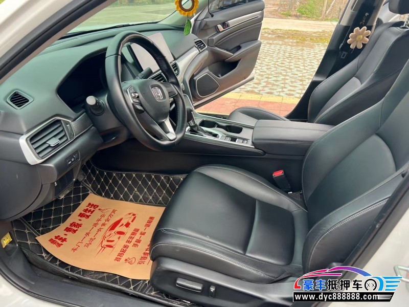 21年本田雅阁轿车抵押车出售