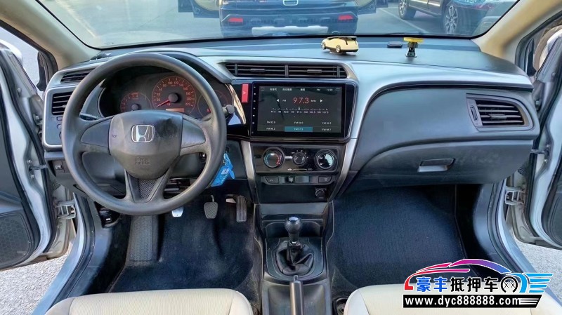 16年本田锋范轿车抵押车出售