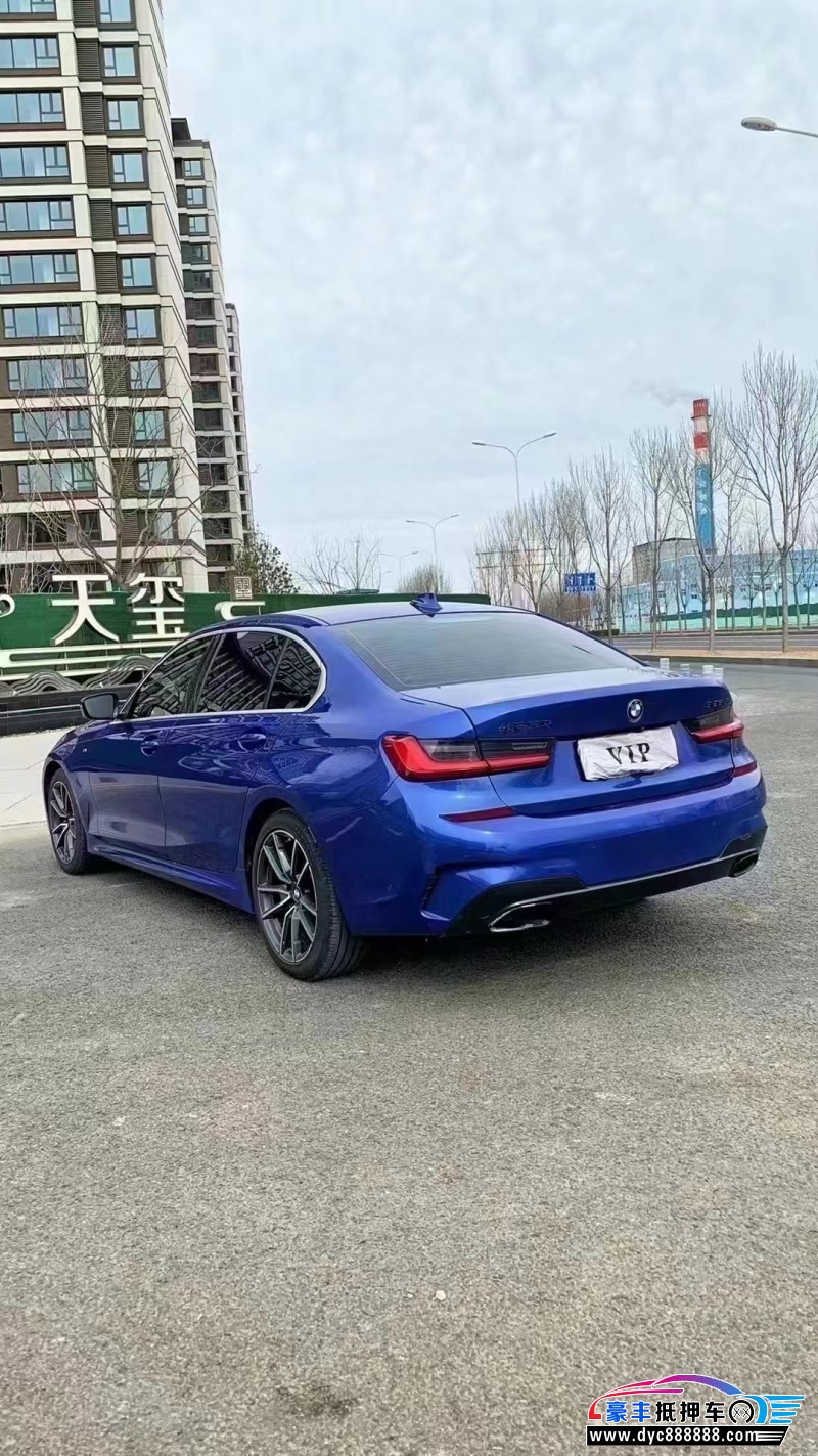 20年宝马3系轿车抵押车出售