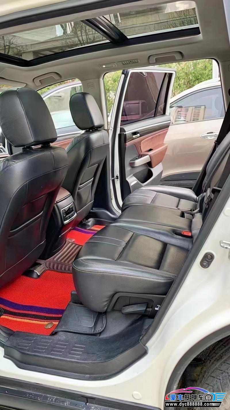 17年传祺GS8轿车抵押车出售