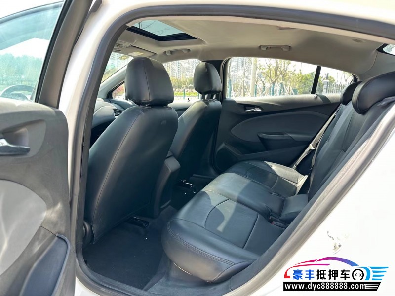 17年雪佛兰科鲁兹轿车抵押车出售