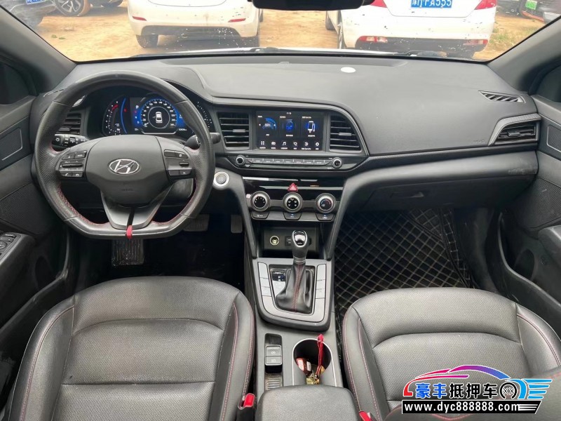 20年现代领动轿车抵押车出售