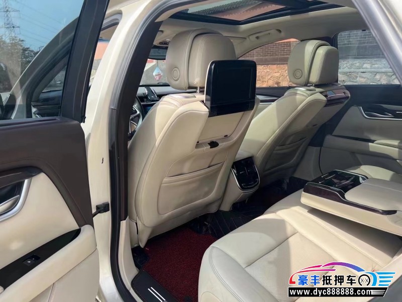 14年凯迪拉克XTS轿车抵押车出售