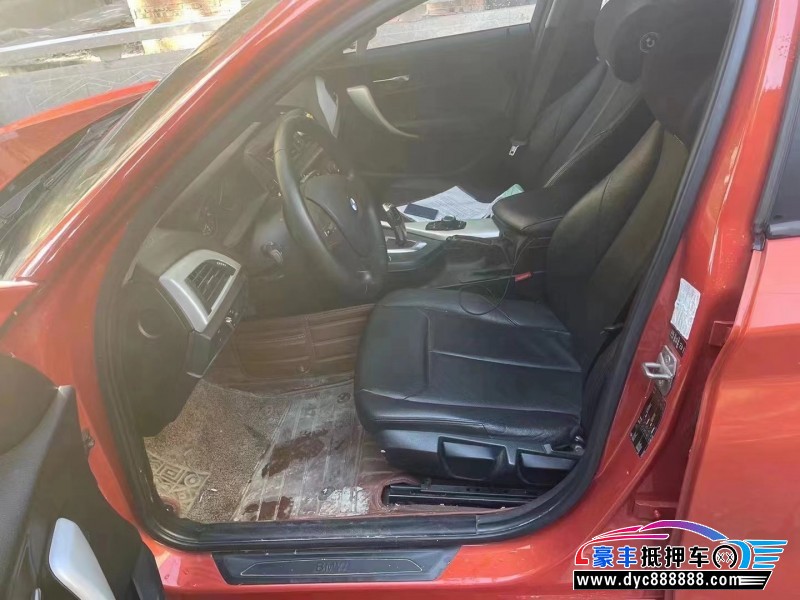 13年宝马1系轿车抵押车出售