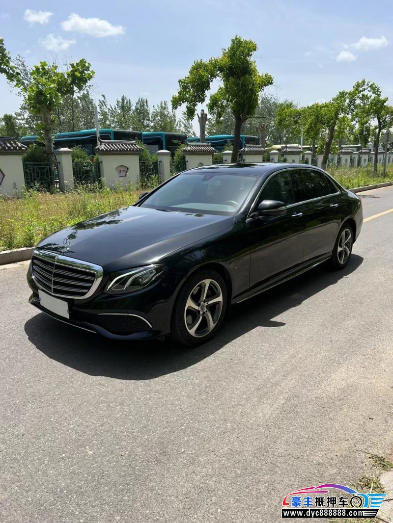 19年奔驰E轿车抵押车出售
