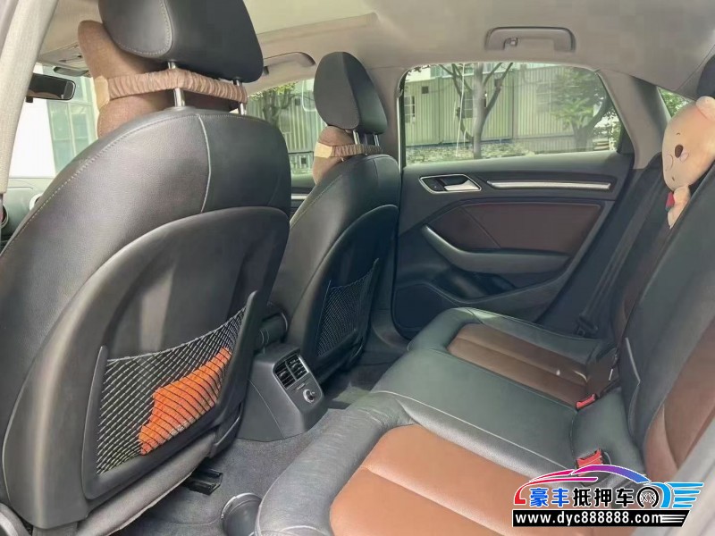 19年奥迪A3轿车抵押车出售