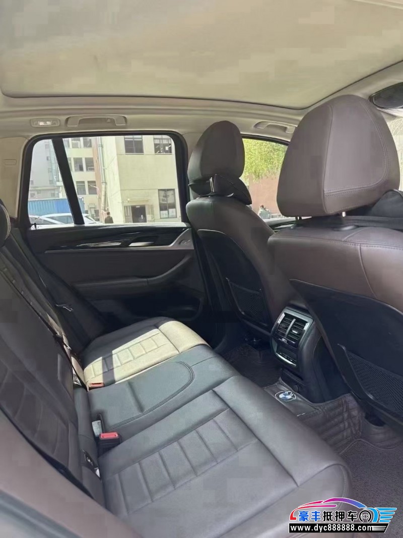 19年宝马X3轿车抵押车出售