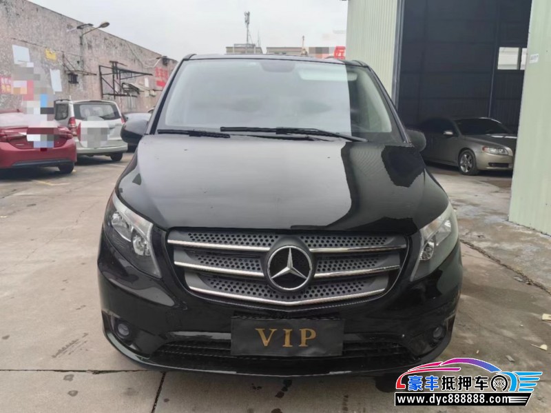 21年奔驰威霆轿车抵押车出售