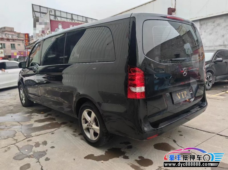 21年奔驰威霆轿车抵押车出售