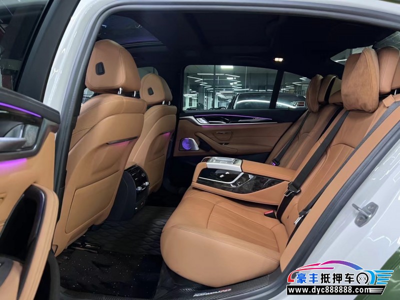 20年宝马5系轿车抵押车出售