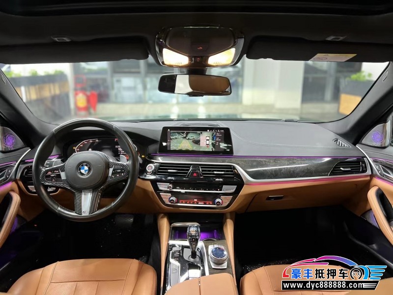 20年宝马5系轿车抵押车出售