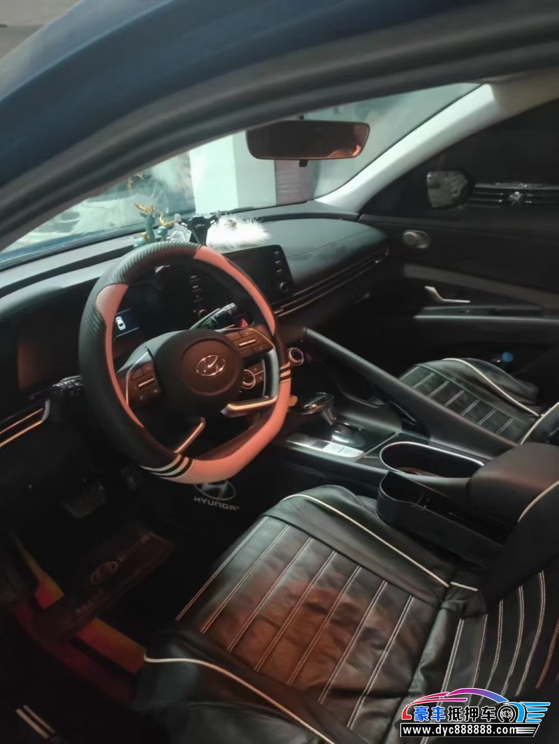 21年现代伊兰特轿车抵押车出售