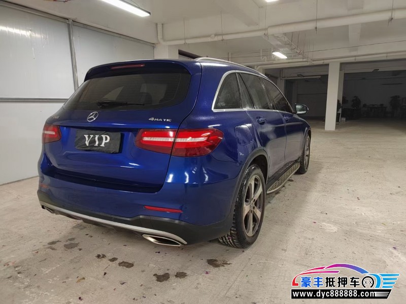 17年奔驰GLC轿车抵押车出售