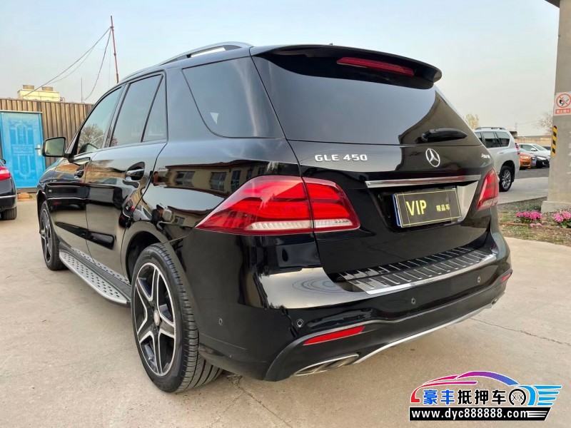 17年奔驰GLE轿车抵押车出售