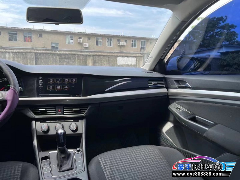 22年大众宝来轿车抵押车出售