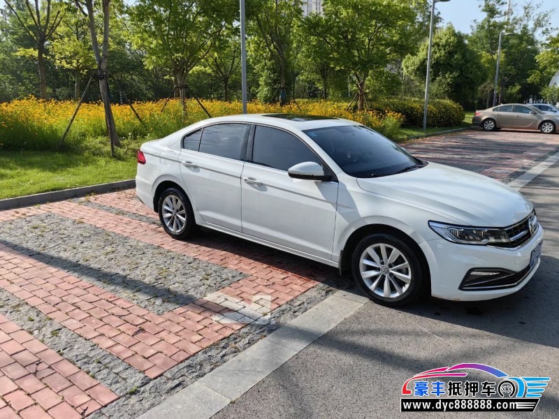 20年大众宝来轿车抵押车出售