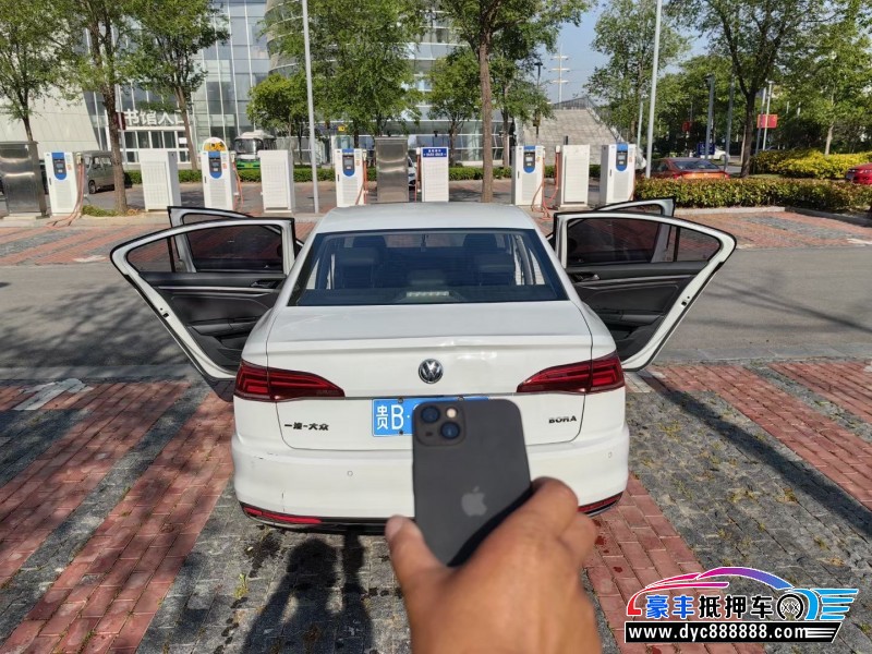 20年大众宝来轿车抵押车出售