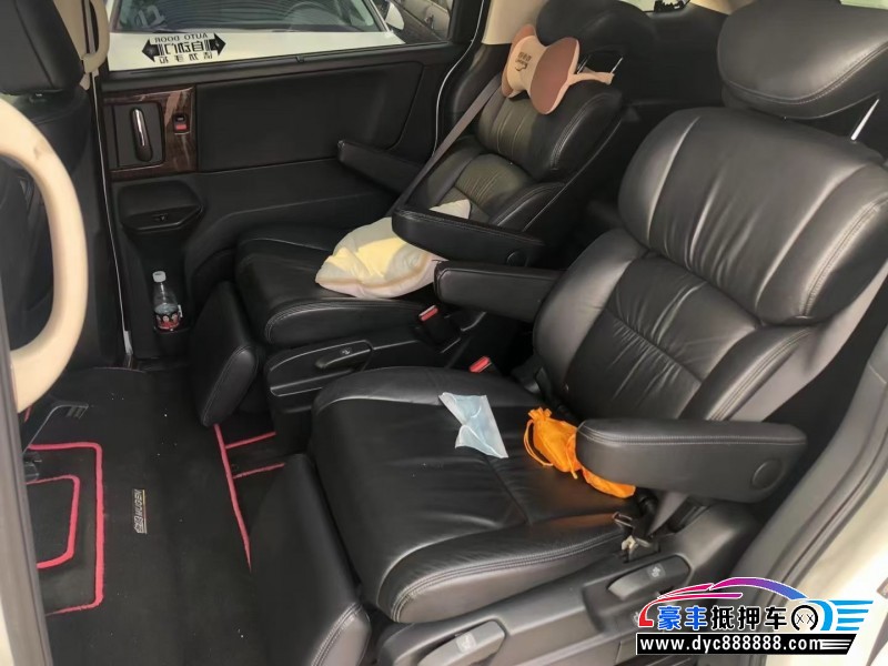 15年本田奥德赛轿车抵押车出售