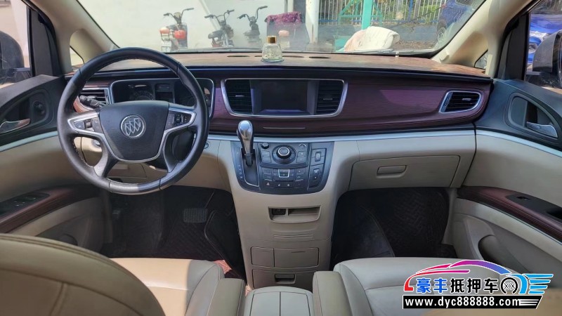 20年别克GL8MPV抵押车出售